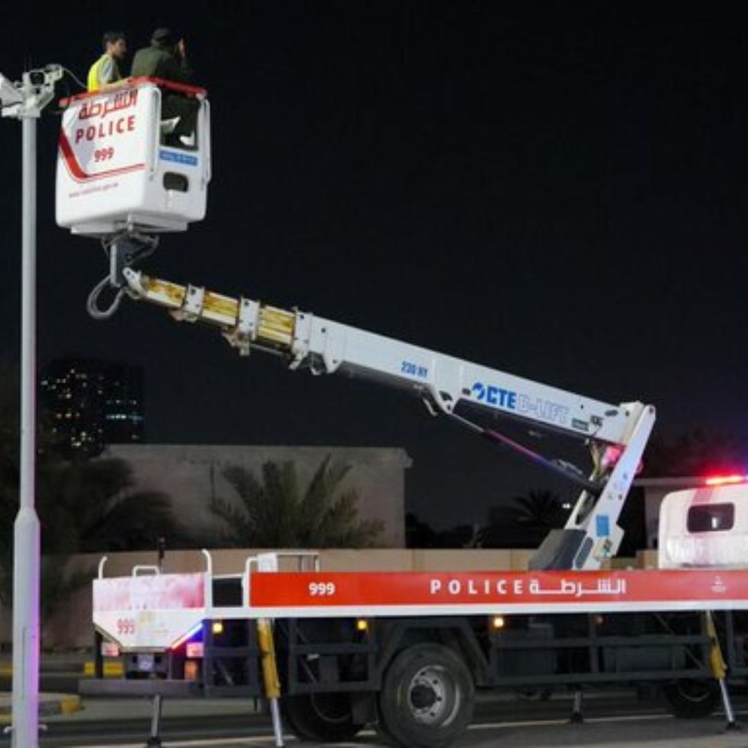 New AI-powered traffic cameras installed on Ras Al Khaimah roads aim to enhance road safety and monitoring.