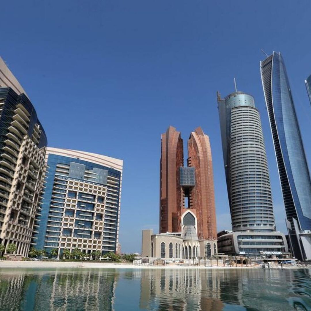 Unlocking Abu Dhabi: Expats Discover the Secret Door to Property Ownership!